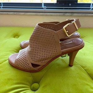ANTONIO MELANI WOMEN'S BEIGE LEATHER POINT TOE SLINGBACK PUMPS SIZE 7.5M